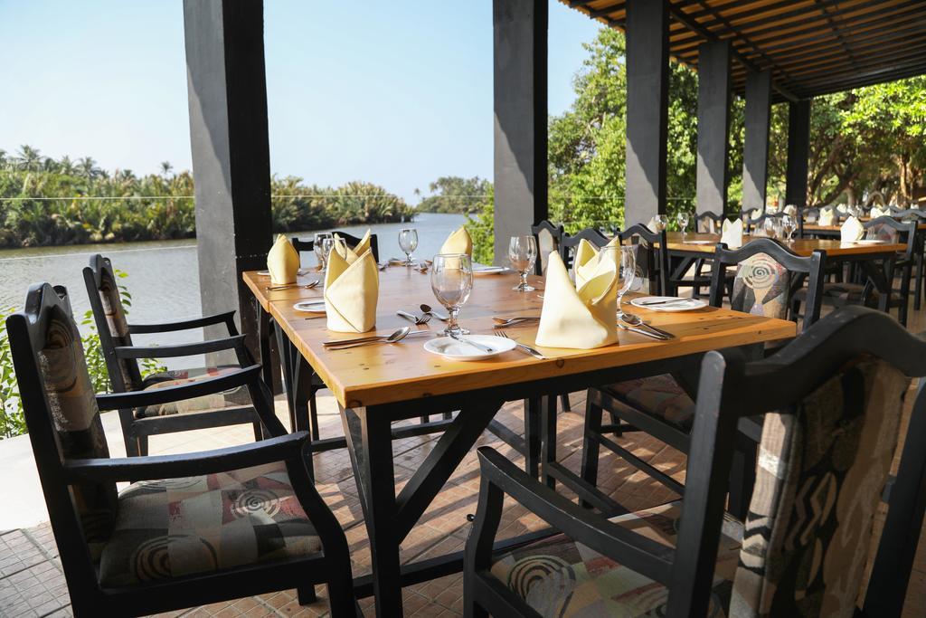 Kumudu Valley Resort Wayikkal Exterior photo